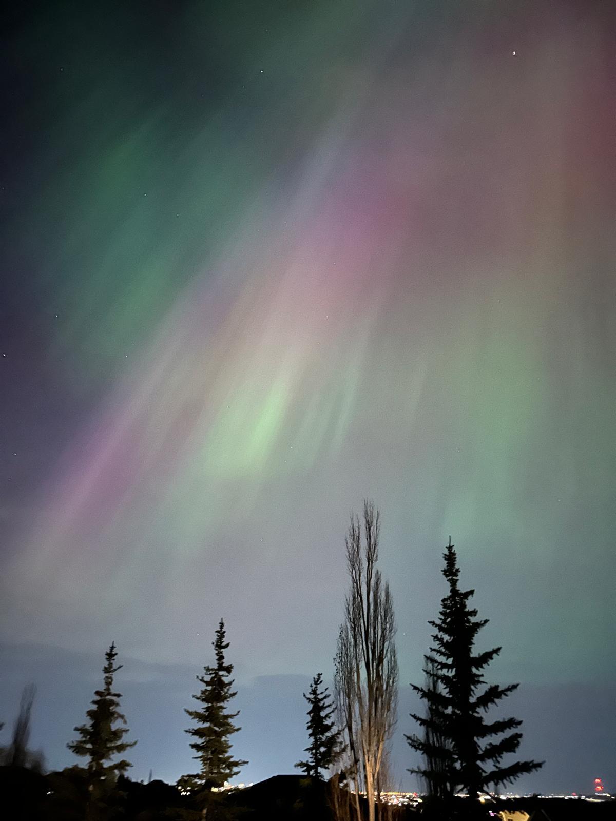 【 Week Ahead ： 19 May – 25 May】Aurora Borealis in town 
